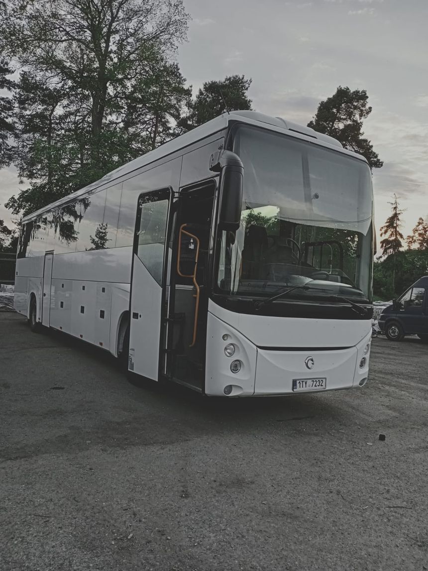 Autobus MK & BUSY — pohodlný interiér