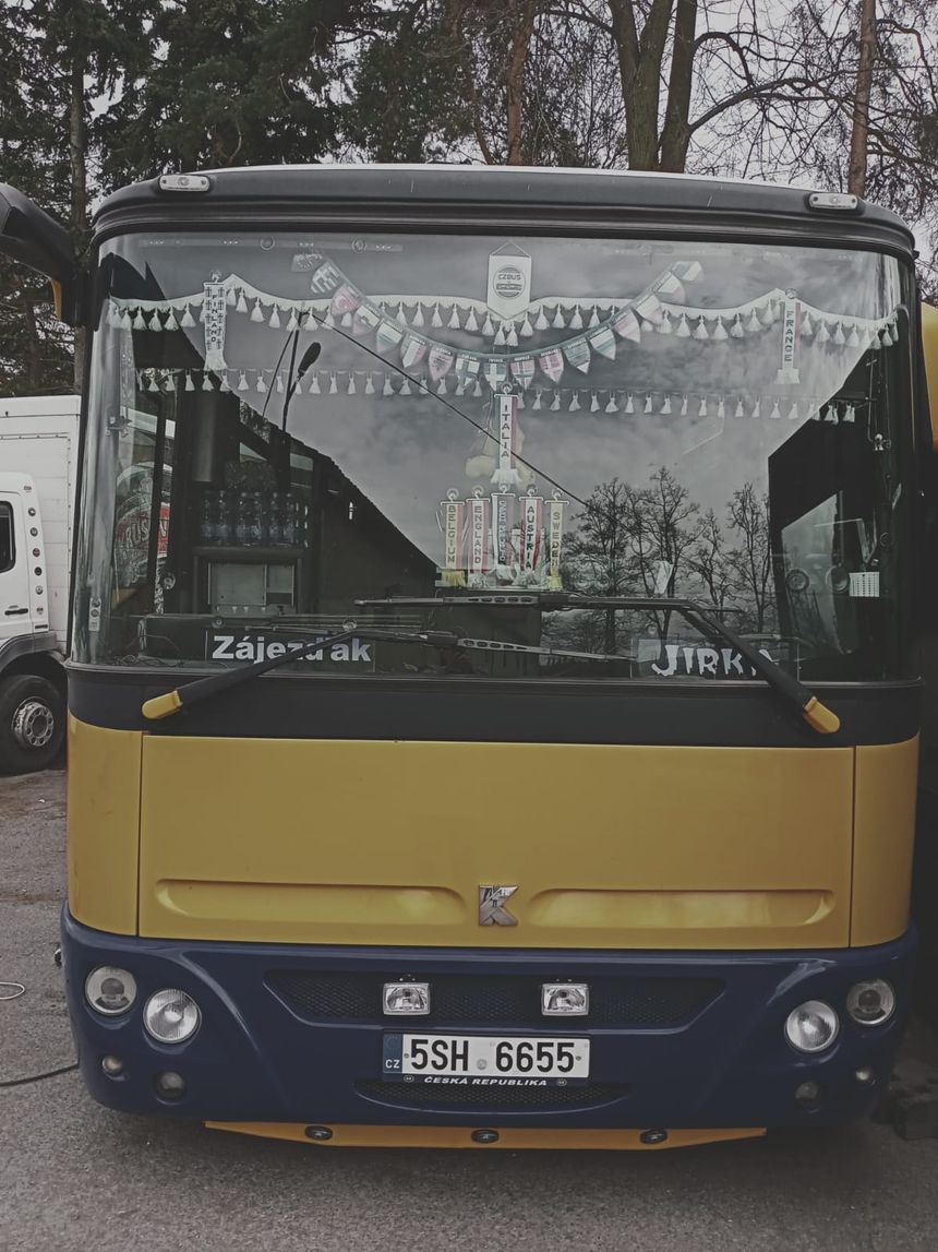 Autobus MK & BUSY — až 60 míst