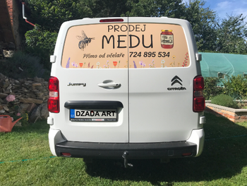 DzadaArt-reklama-polep-med-prodejmedu-vcelar-citroen-jumpy-reklama