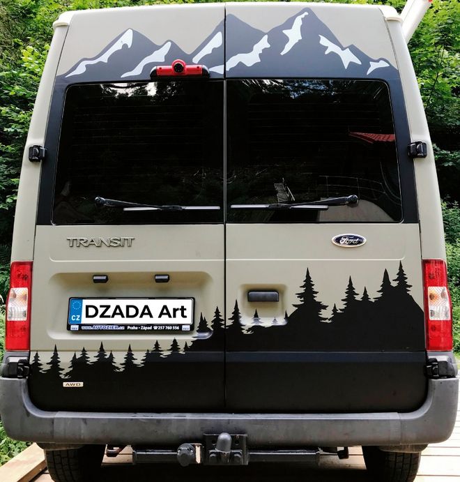 DzadaArt-polep-transit-ford-reklama-vozidlo-hory-les-stromy-folie