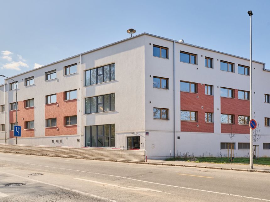 Obrázek editujete kliknutím