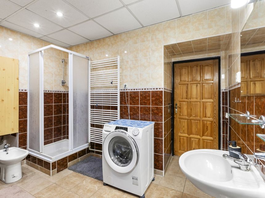 Obrázek editujete kliknutím