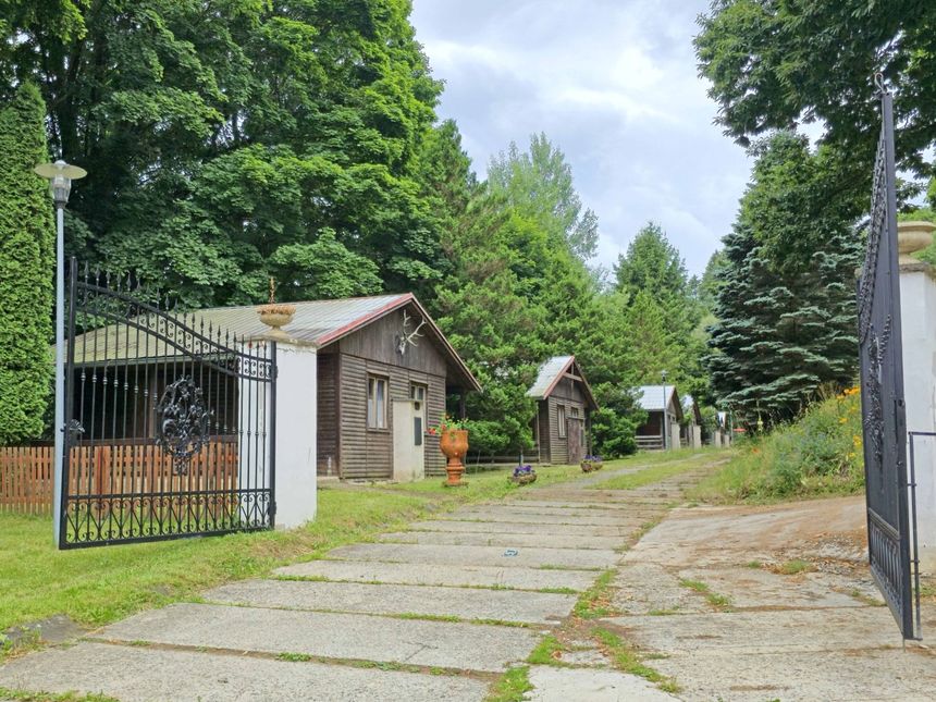 Chatky táborové základny