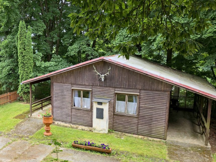 Chatky táborové základny