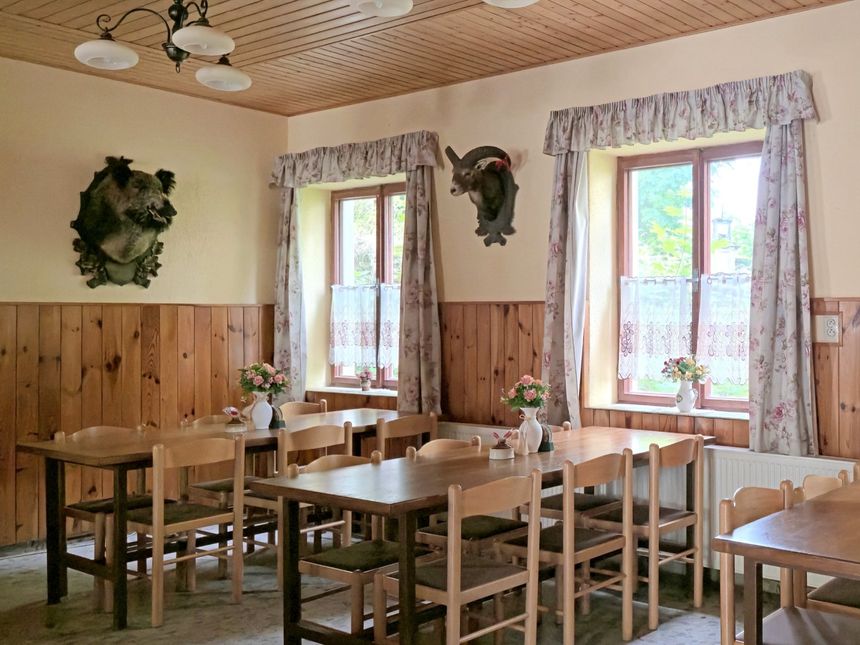 restaurace se zázemím