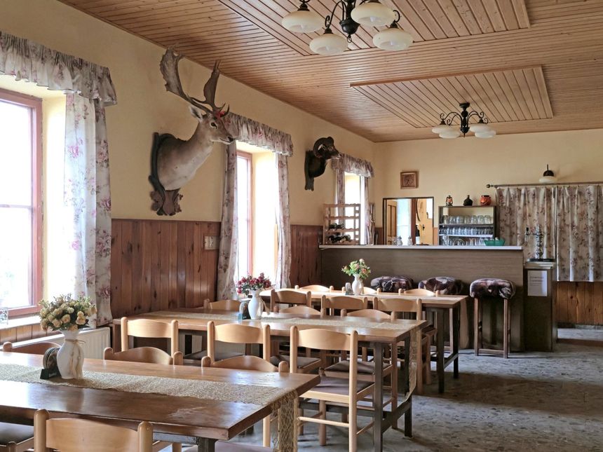 restaurace se zázemím