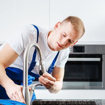 Obrázek editujete kliknutím